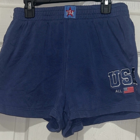Zoe + Liv Pants - Zoe & Liv USA all day navy blue shorts sM matching crew neck in my inventory